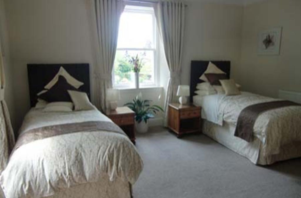 Mount Ceres Hotel Bonnyrigg Kamer foto